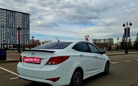 Hyundai Solaris II рестайлинг, 2014 год, 1 000 000 рублей, 4 фотография