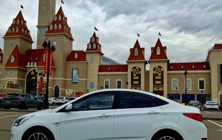 Hyundai Solaris II рестайлинг, 2014 год, 1 000 000 рублей, 8 фотография
