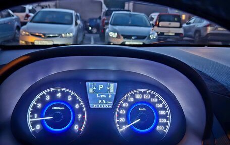 Hyundai Solaris II рестайлинг, 2014 год, 1 000 000 рублей, 15 фотография