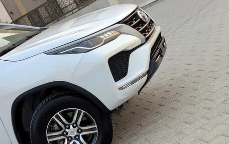 Toyota Fortuner II, 2023 год, 4 400 000 рублей, 4 фотография