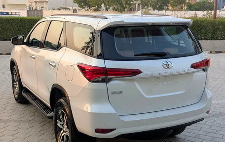 Toyota Fortuner II, 2023 год, 4 400 000 рублей, 9 фотография