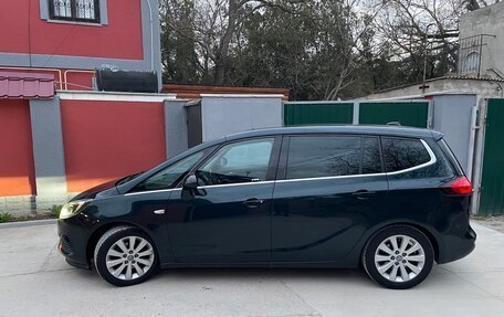 Opel Zafira C рестайлинг, 2018 год, 1 400 000 рублей, 23 фотография