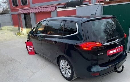 Opel Zafira C рестайлинг, 2018 год, 1 400 000 рублей, 24 фотография