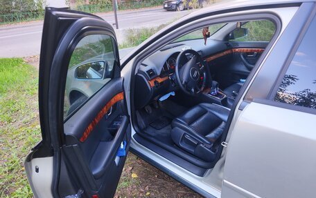 Audi A4, 2004 год, 749 000 рублей, 11 фотография