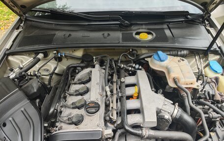 Audi A4, 2004 год, 749 000 рублей, 24 фотография