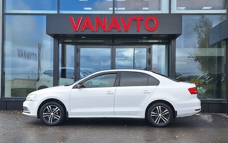 Volkswagen Jetta VI, 2015 год, 1 015 000 рублей, 2 фотография