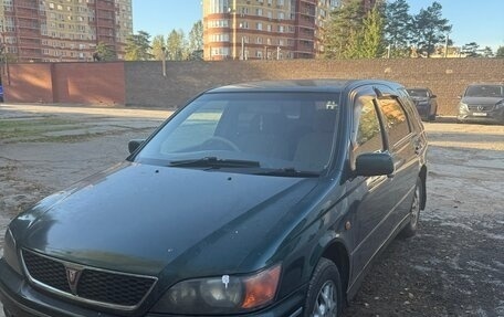 Toyota Vista V30, 1999 год, 145 000 рублей, 1 фотография