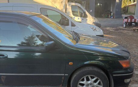 Toyota Vista V30, 1999 год, 145 000 рублей, 3 фотография