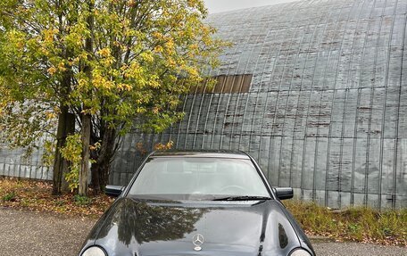Mercedes-Benz E-Класс, 1998 год, 495 000 рублей, 3 фотография