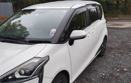 Toyota Sienta II, 2017 год, 1 380 000 рублей, 4 фотография