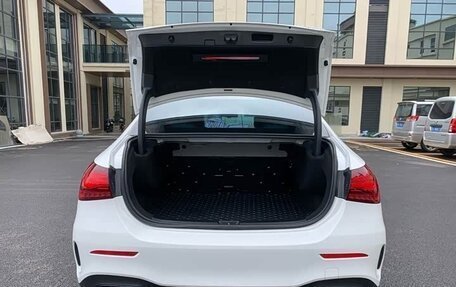 Mercedes-Benz A-Класс, 2023 год, 1 660 001 рублей, 12 фотография