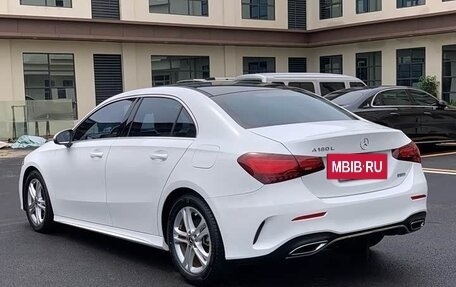 Mercedes-Benz A-Класс, 2023 год, 1 660 001 рублей, 6 фотография