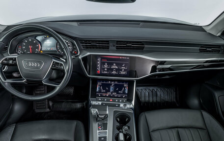 Audi A6, 2019 год, 3 810 000 рублей, 10 фотография