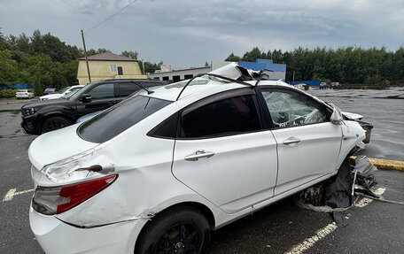 Hyundai Solaris II рестайлинг, 2015 год, 215 000 рублей, 2 фотография