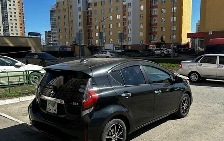 Toyota Aqua I, 2018 год, 1 180 000 рублей, 2 фотография