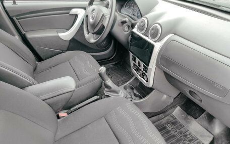 Renault Sandero I, 2014 год, 800 000 рублей, 13 фотография