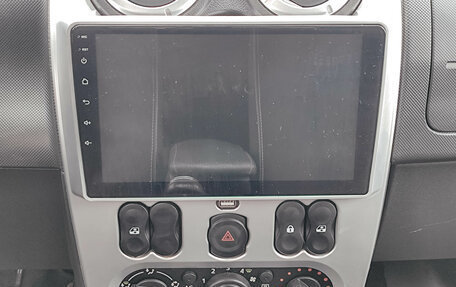Renault Sandero I, 2014 год, 800 000 рублей, 17 фотография