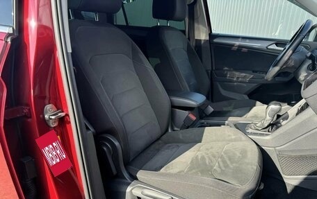 Volkswagen Tiguan II, 2021 год, 2 450 000 рублей, 16 фотография