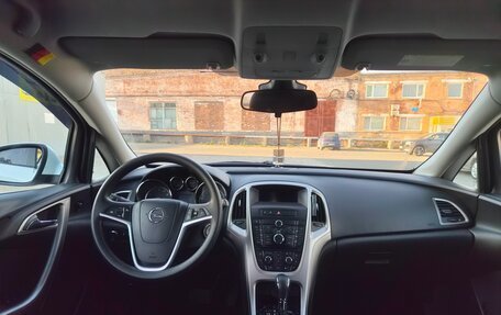 Opel Astra J, 2011 год, 720 000 рублей, 8 фотография