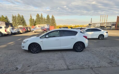 Opel Astra J, 2011 год, 720 000 рублей, 5 фотография
