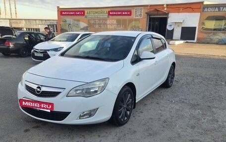 Opel Astra J, 2011 год, 720 000 рублей, 6 фотография