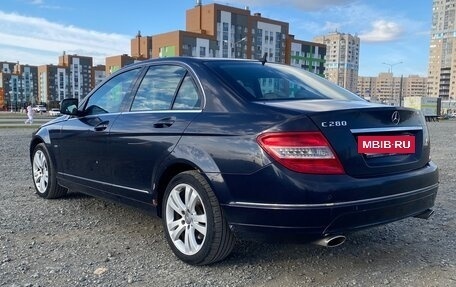Mercedes-Benz C-Класс, 2007 год, 850 000 рублей, 5 фотография