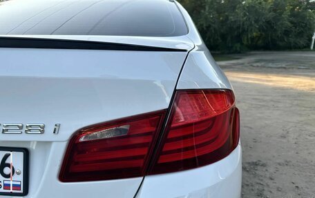 BMW 5 серия, 2012 год, 1 800 000 рублей, 10 фотография