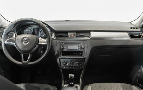 Skoda Rapid I, 2014 год, 973 300 рублей, 6 фотография