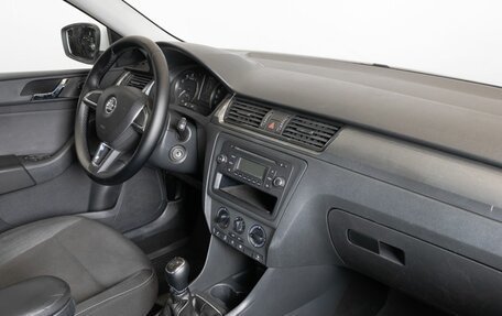 Skoda Rapid I, 2014 год, 973 300 рублей, 7 фотография