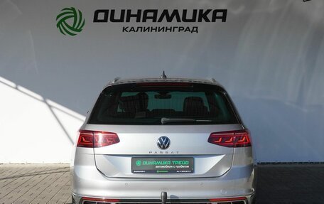 Volkswagen Passat B8 рестайлинг, 2021 год, 2 180 000 рублей, 4 фотография