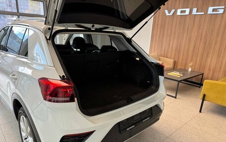 Volkswagen T-Roc I, 2020 год, 2 300 000 рублей, 6 фотография