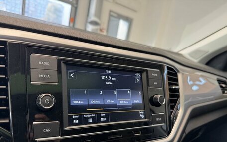 Volkswagen T-Roc I, 2020 год, 2 300 000 рублей, 12 фотография