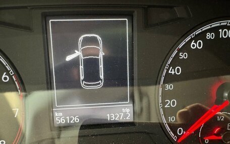 Volkswagen T-Roc I, 2020 год, 2 300 000 рублей, 9 фотография