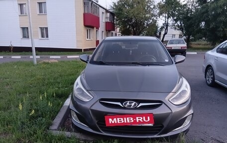 Hyundai Solaris II рестайлинг, 2013 год, 750 000 рублей, 4 фотография