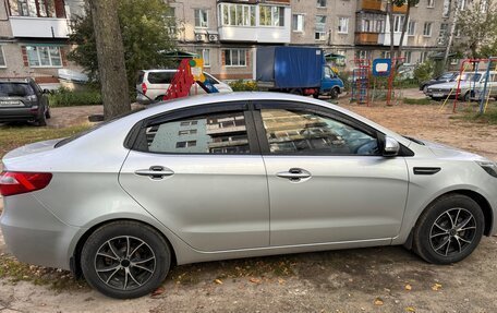 KIA Rio III рестайлинг, 2012 год, 860 000 рублей, 3 фотография
