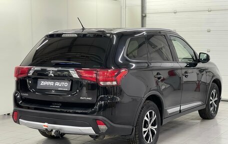 Mitsubishi Outlander III рестайлинг 3, 2015 год, 1 689 000 рублей, 4 фотография