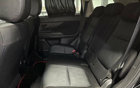 Mitsubishi Outlander III рестайлинг 3, 2015 год, 1 689 000 рублей, 21 фотография