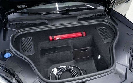 Porsche Macan, 2026 год, 16 140 000 рублей, 32 фотография
