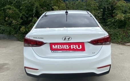 Hyundai Solaris II рестайлинг, 2017 год, 900 000 рублей, 9 фотография