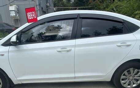 Hyundai Solaris II рестайлинг, 2017 год, 900 000 рублей, 10 фотография