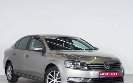 Volkswagen Passat B7, 2012 год, 1 059 000 рублей, 1 фотография