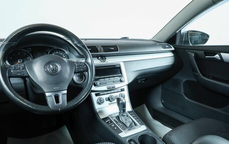Volkswagen Passat B7, 2012 год, 1 059 000 рублей, 8 фотография