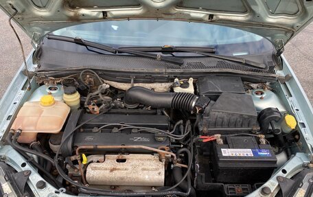 Ford Focus IV, 2003 год, 295 000 рублей, 10 фотография