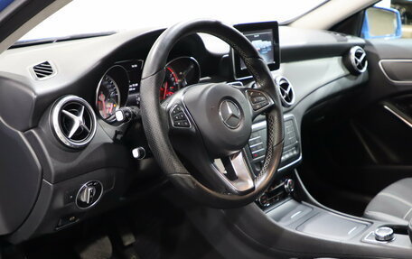 Mercedes-Benz GLA, 2016 год, 1 770 000 рублей, 12 фотография