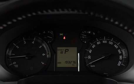 Toyota Land Cruiser Prado 150 рестайлинг 2, 2020 год, 4 499 000 рублей, 12 фотография