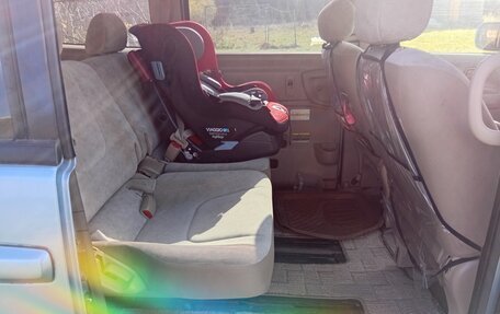 Nissan Serena II, 2002 год, 760 000 рублей, 16 фотография