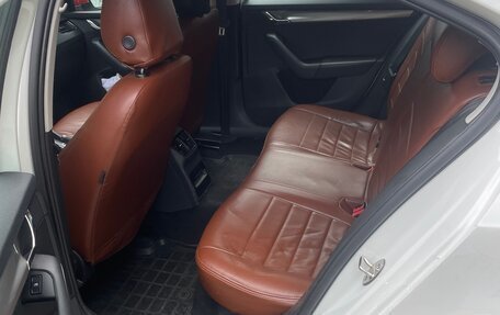 Skoda Octavia, 2019 год, 950 000 рублей, 6 фотография