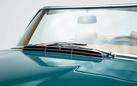 Mercedes-Benz SL-Класс, 1969 год, 11 050 000 рублей, 13 фотография