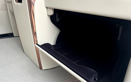 Lexus LM, 2026 год, 16 200 000 рублей, 14 фотография
