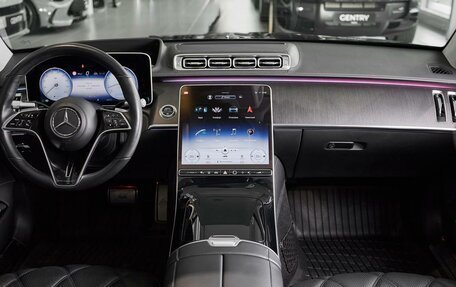 Mercedes-Benz Maybach S-Класс, 2021 год, 18 000 000 рублей, 11 фотография